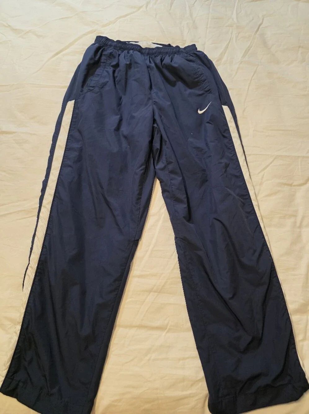 Nike Men's Navy Track Pants Size Large Baggy